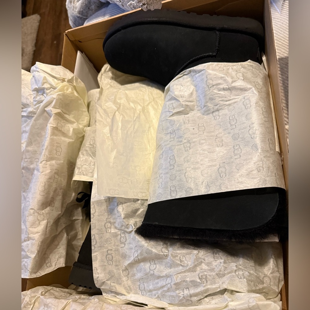 UGG Black W Bailey Bow Tall II Boots - Picture 8 of 8